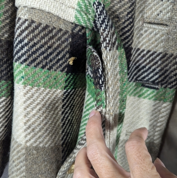 Juicy Couture Y2K Wool Plaid Coat with Faux Fur Collar Belted Gold Buttons Sz P - Picture 8 of 16